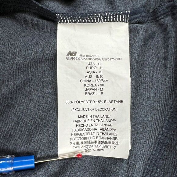 New Balance Women's Full Zip Running Jacket - Picture 11 of 13